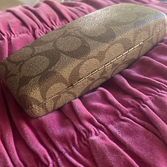 Coach hard sunglasses case - Picture 5 of 5